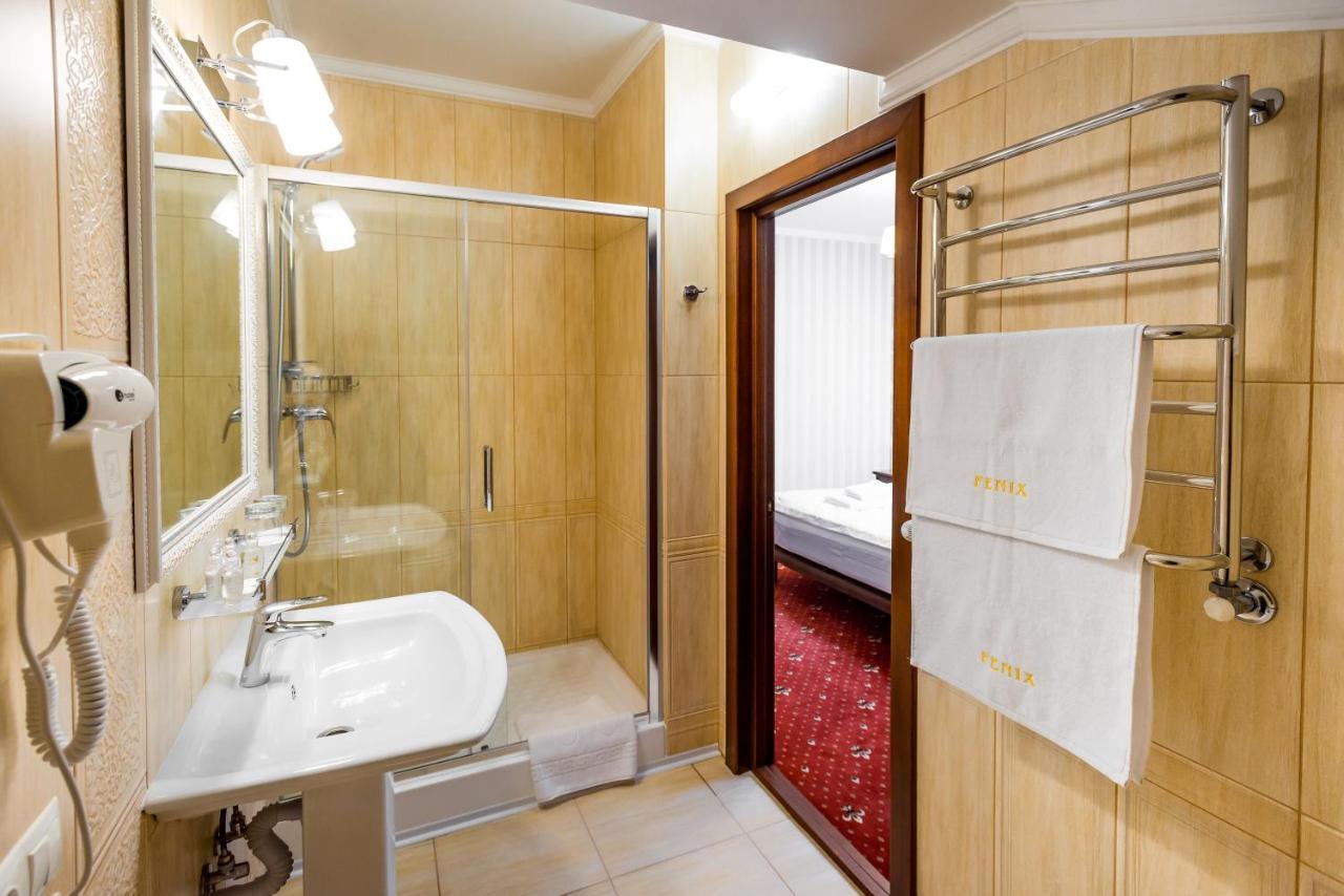 Fenix Town Hotel Vinnytsia Ngoại thất bức ảnh