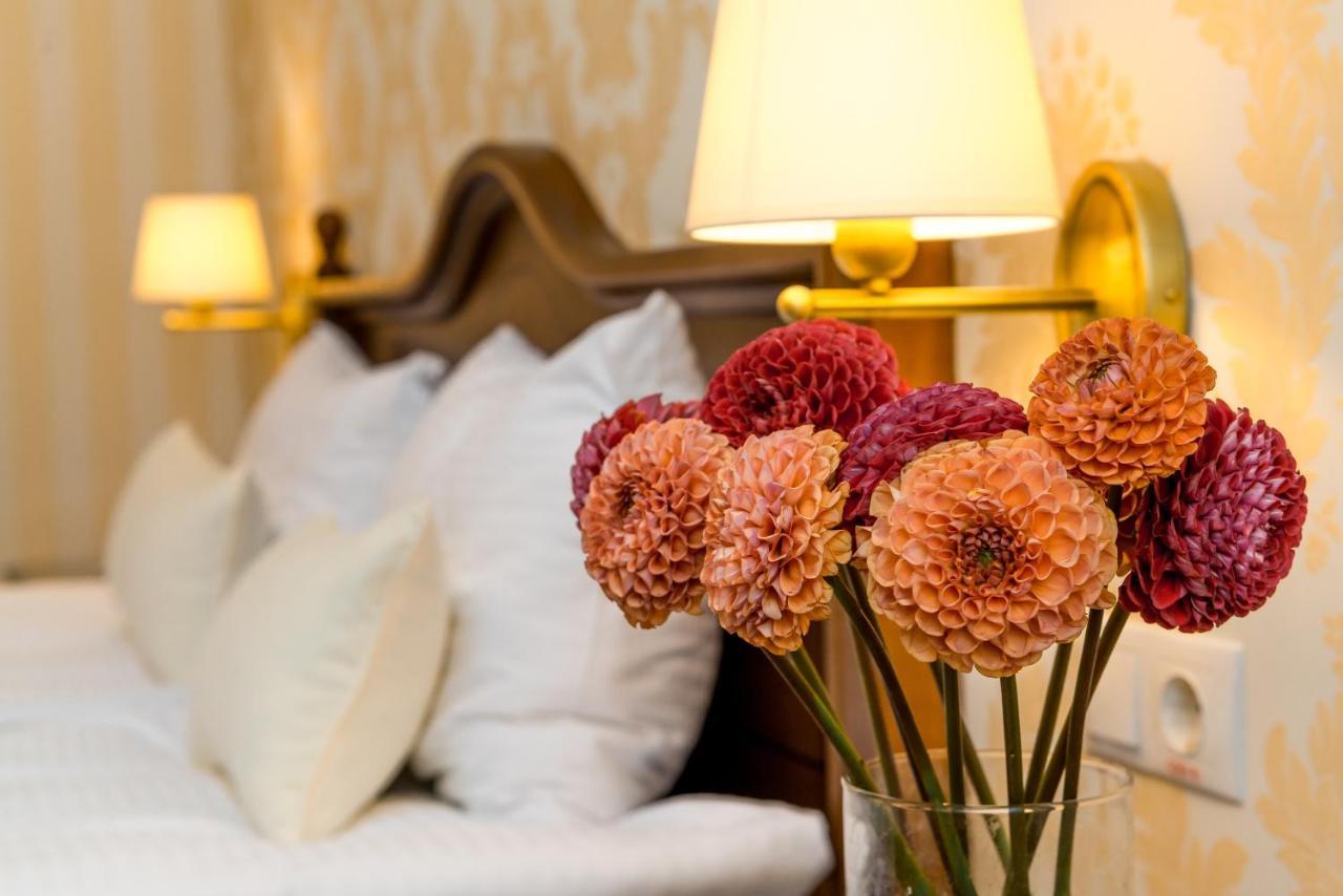 Fenix Town Hotel Vinnytsia Ngoại thất bức ảnh