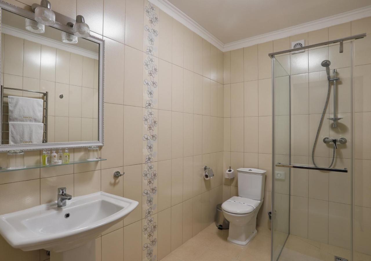 Fenix Town Hotel Vinnytsia Ngoại thất bức ảnh