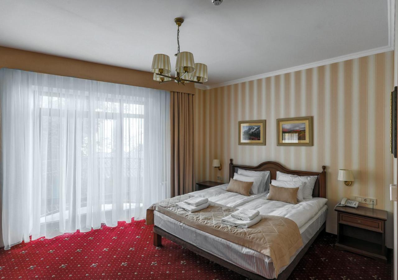 Fenix Town Hotel Vinnytsia Ngoại thất bức ảnh