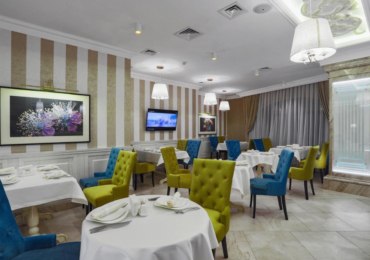 Fenix Town Hotel Vinnytsia Ngoại thất bức ảnh