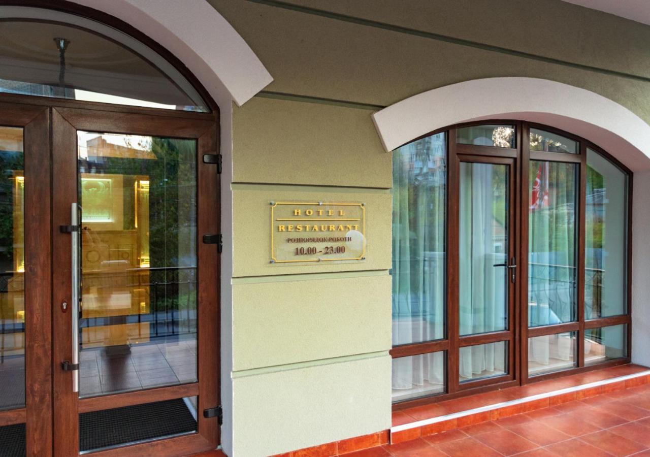 Fenix Town Hotel Vinnytsia Ngoại thất bức ảnh